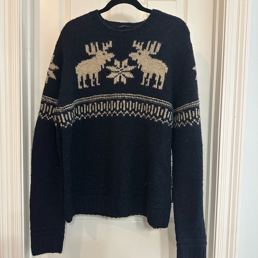Men's Navy Abercrombie Moose Sweater